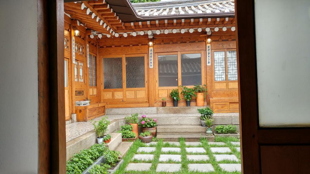 Bukchon Hyosunjae Guesthouse Сеул Экстерьер фото