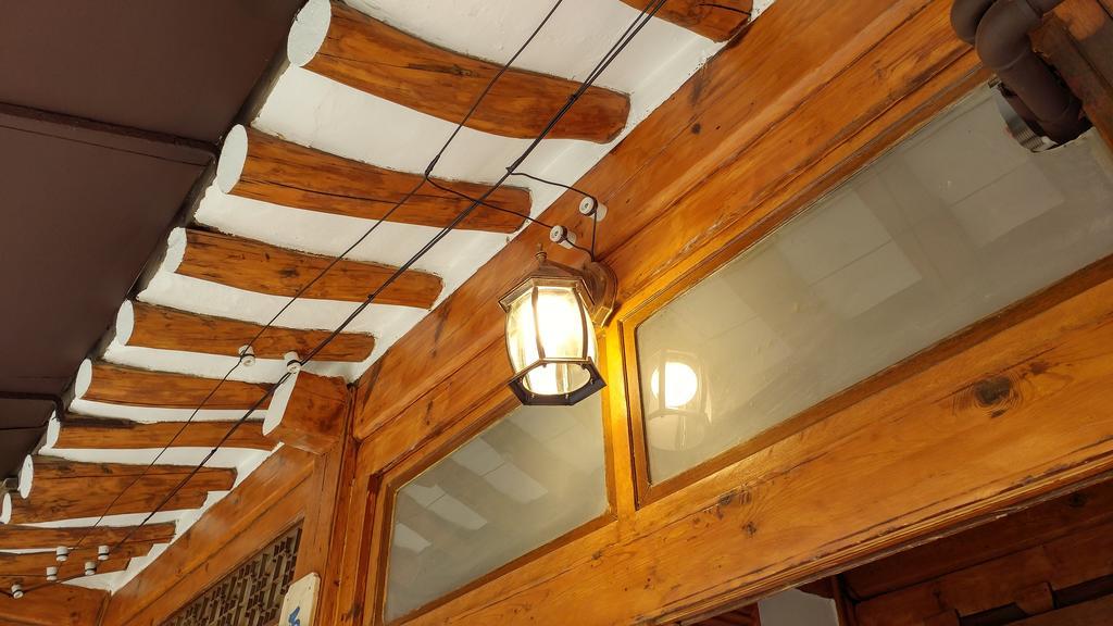 Bukchon Hyosunjae Guesthouse Сеул Экстерьер фото
