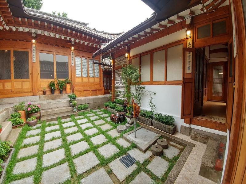 Bukchon Hyosunjae Guesthouse Сеул Экстерьер фото