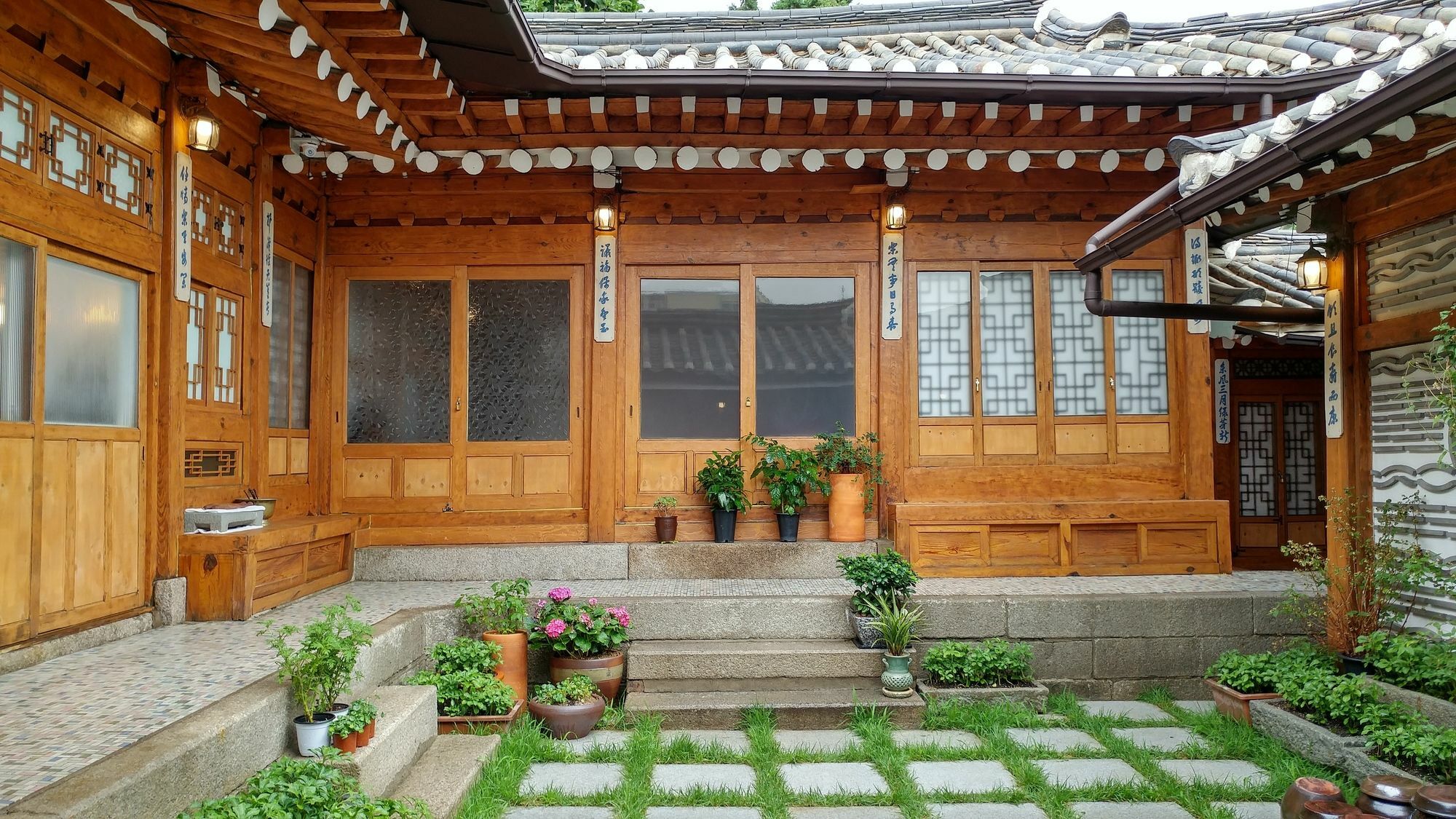 Bukchon Hyosunjae Guesthouse Сеул Экстерьер фото
