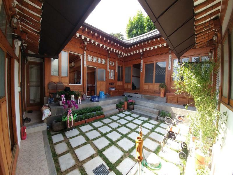 Bukchon Hyosunjae Guesthouse Сеул Экстерьер фото