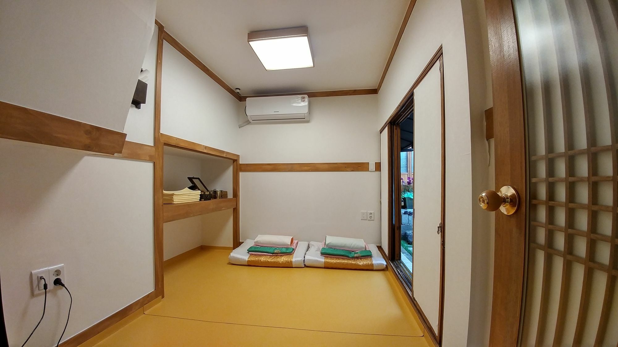 Bukchon Hyosunjae Guesthouse Сеул Экстерьер фото