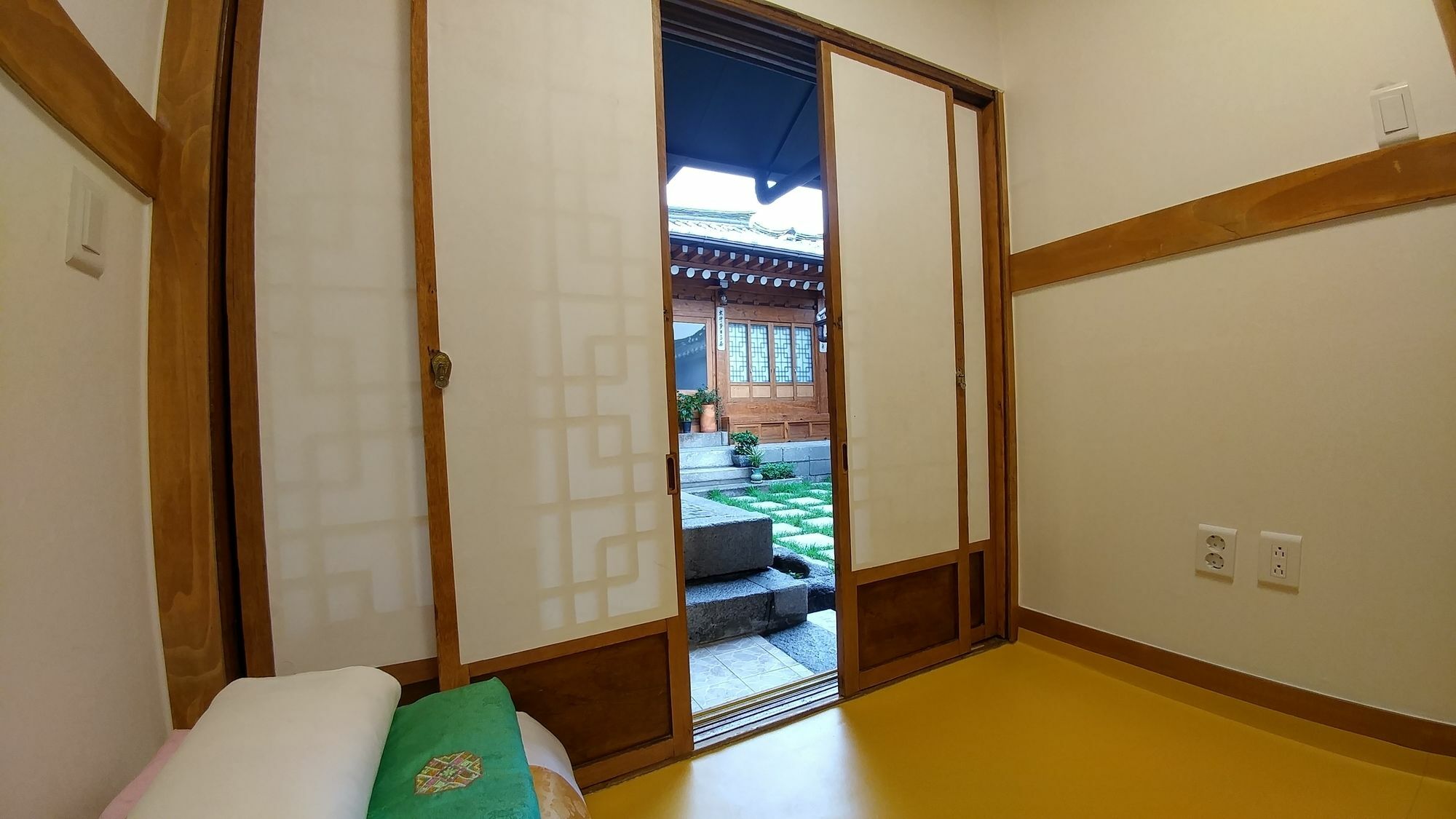 Bukchon Hyosunjae Guesthouse Сеул Экстерьер фото